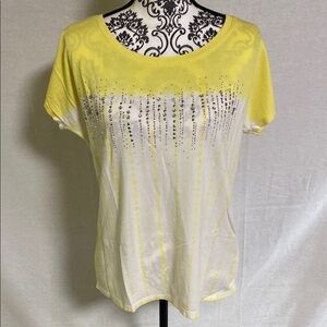 Chico's Zenergy Yellow and White Graphic Short Sleeve Tee with Rhinestones